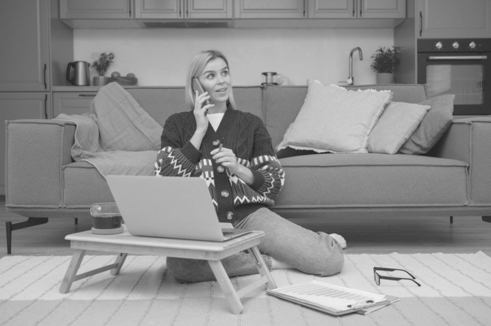 Investisseur analysant ses stratégies financières